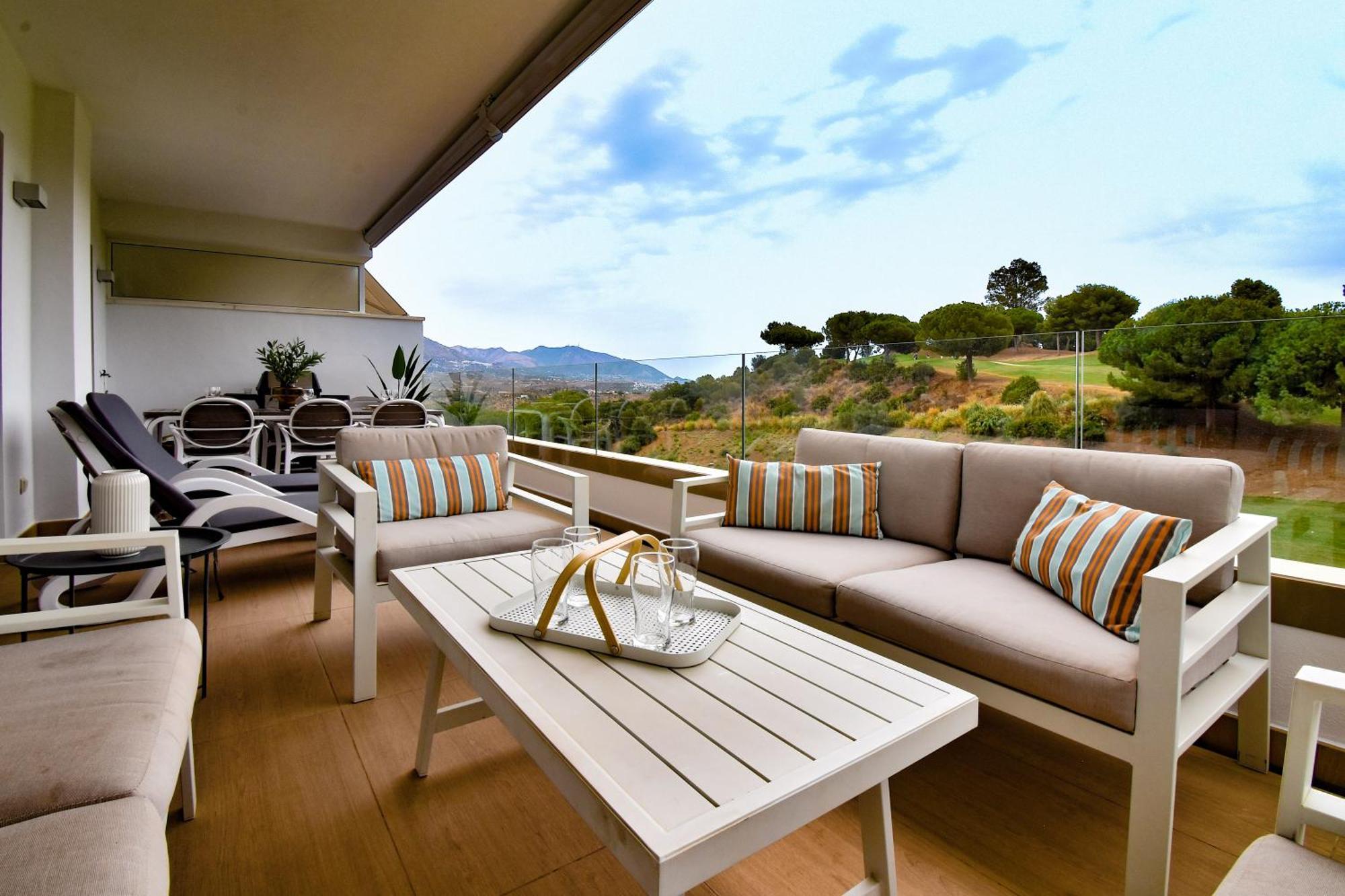 Appart De Standing Piscine Superbe Vue Golf Малага Экстерьер фото
