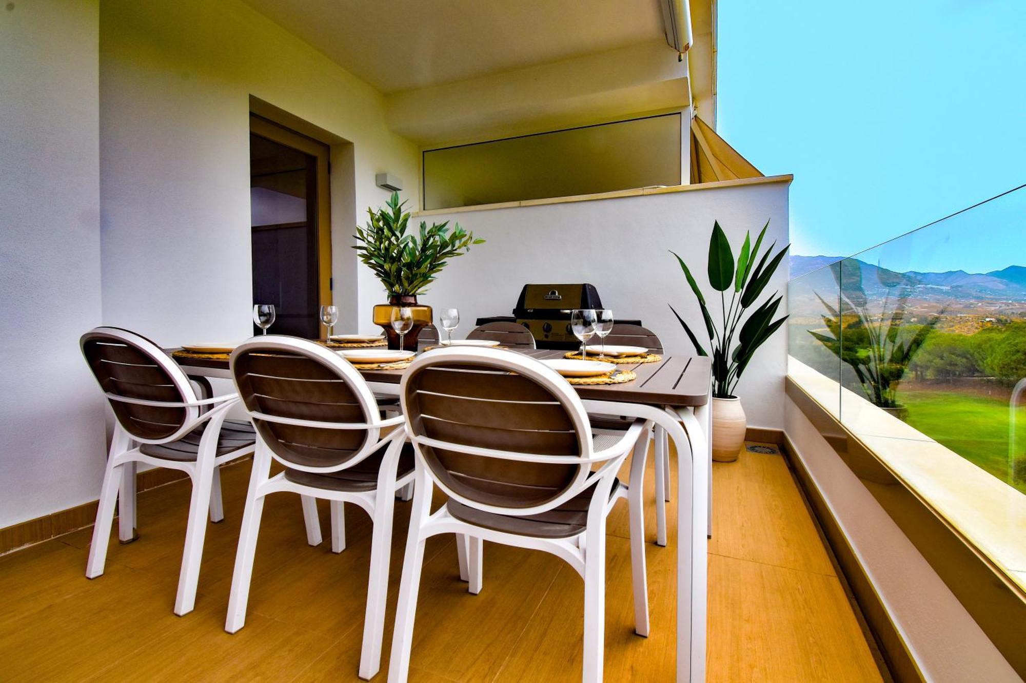 Appart De Standing Piscine Superbe Vue Golf Малага Экстерьер фото