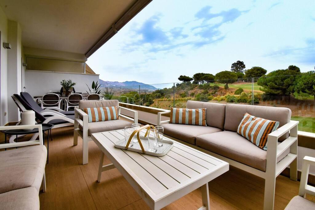 Appart De Standing Piscine Superbe Vue Golf Малага Экстерьер фото